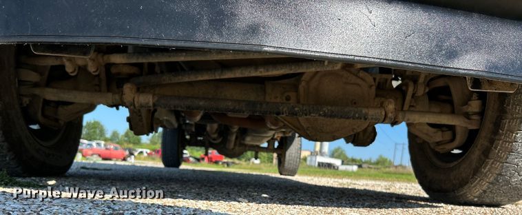 image for item NL9535 2010  Ford F350 Super Duty XL  Crew Cab pickup truck