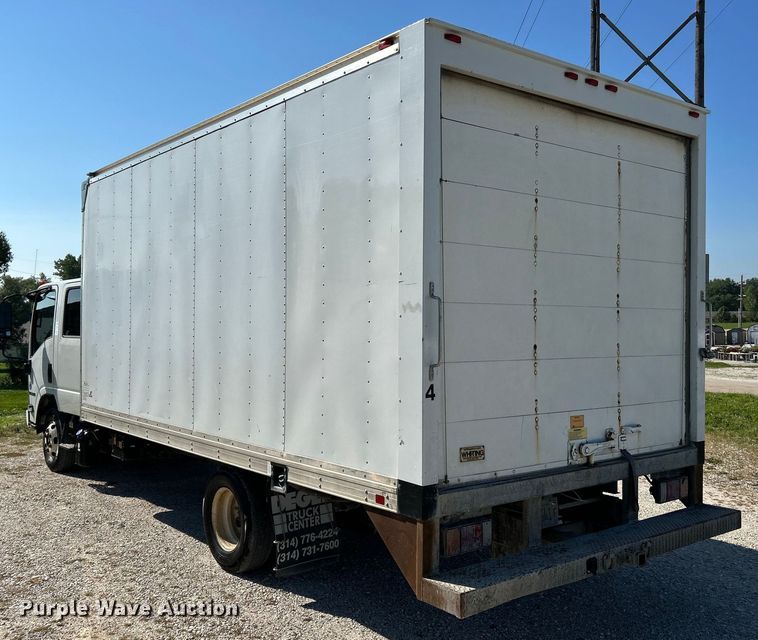 image for item NL9536 2016 Isuzu NPR HD  Crew Cab box truck
