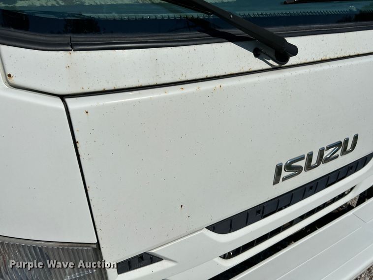 image for item NL9536 2016 Isuzu NPR HD  Crew Cab box truck