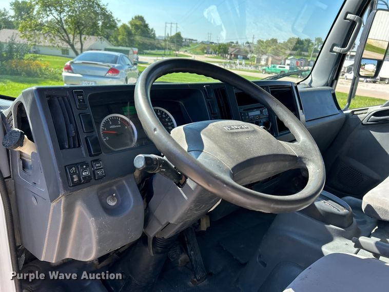 image for item NL9536 2016 Isuzu NPR HD  Crew Cab box truck