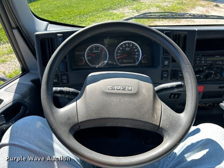 image for item NL9536 2016 Isuzu NPR HD  Crew Cab box truck