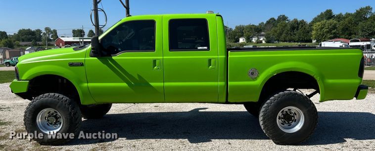 image for item NL9537 2003  Ford F250  Crew Cab pickup truck