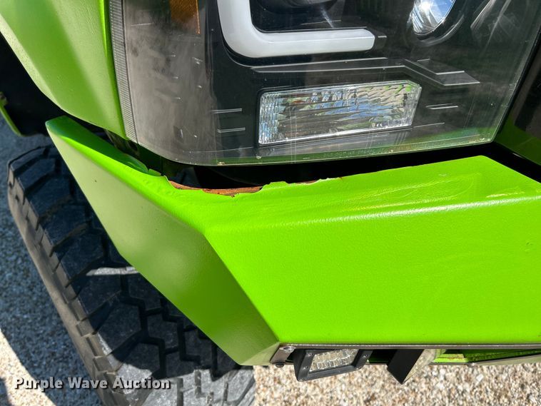 image for item NL9537 2003  Ford F250  Crew Cab pickup truck