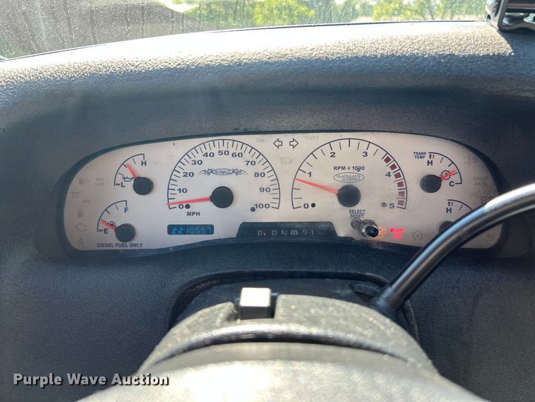 image for item NL9537 2003  Ford F250  Crew Cab pickup truck