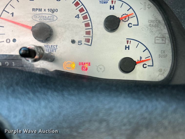 image for item NL9537 2003  Ford F250  Crew Cab pickup truck