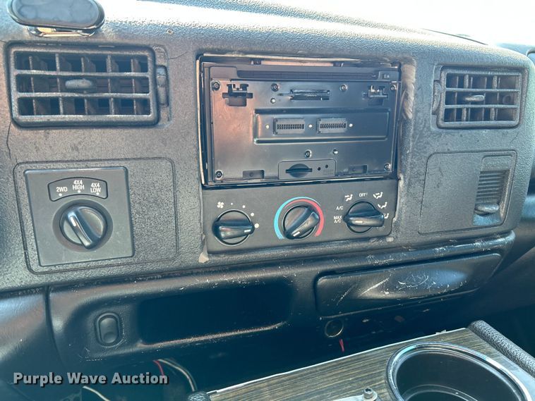 image for item NL9537 2003  Ford F250  Crew Cab pickup truck