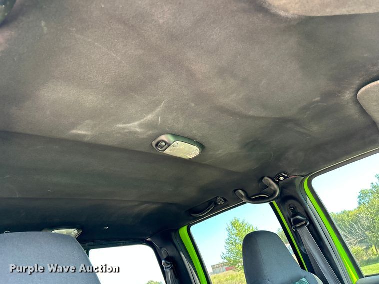 image for item NL9537 2003  Ford F250  Crew Cab pickup truck