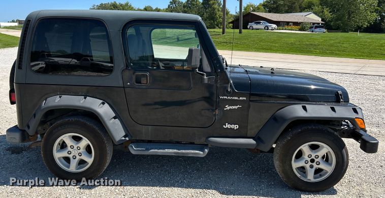 image for item NL9538 2002 Jeep Wrangler Sport  SUV