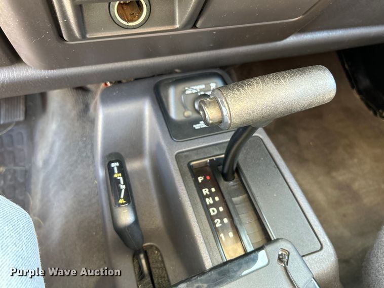 image for item NL9538 2002 Jeep Wrangler Sport  SUV