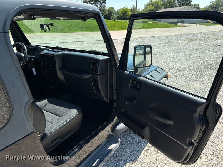 image for item NL9538 2002 Jeep Wrangler Sport  SUV