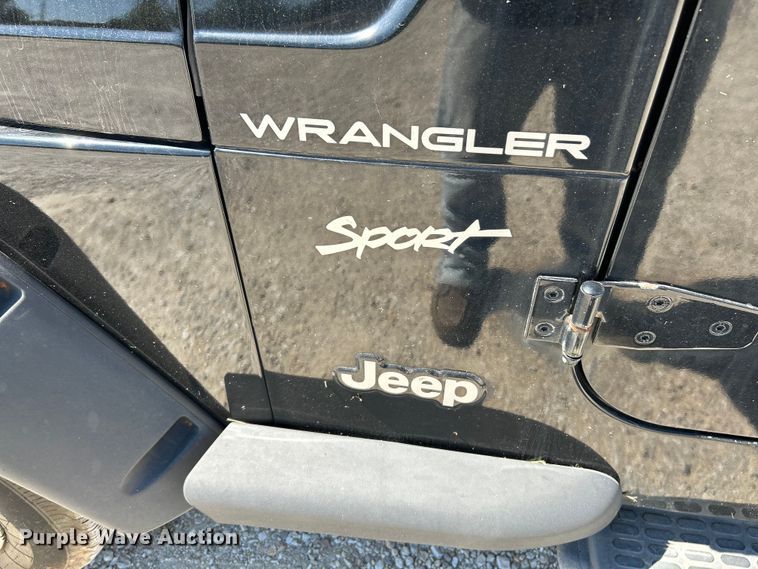 image for item NL9538 2002 Jeep Wrangler Sport  SUV