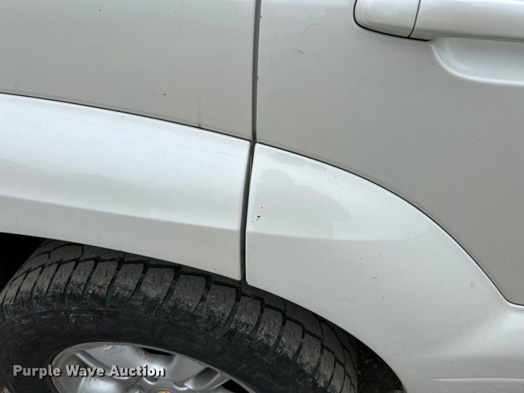 image for item NL9545 2005 Lexus GX470  SUV