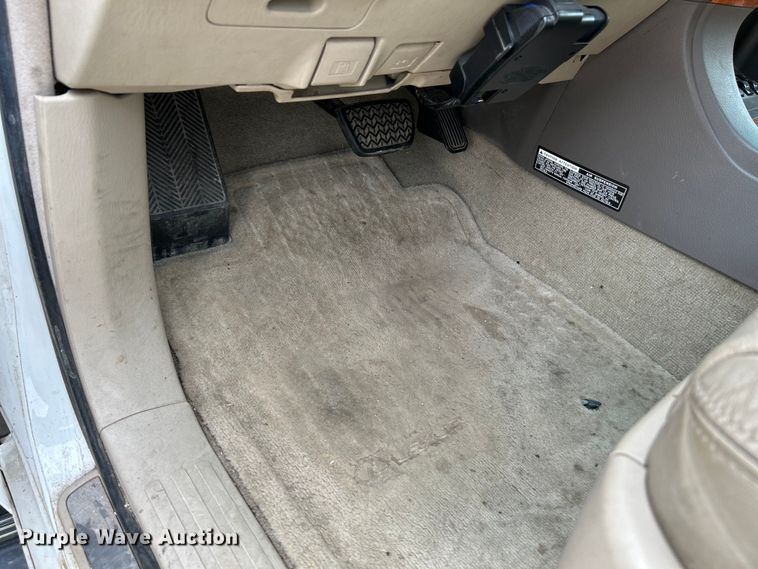 image for item NL9545 2005 Lexus GX470  SUV