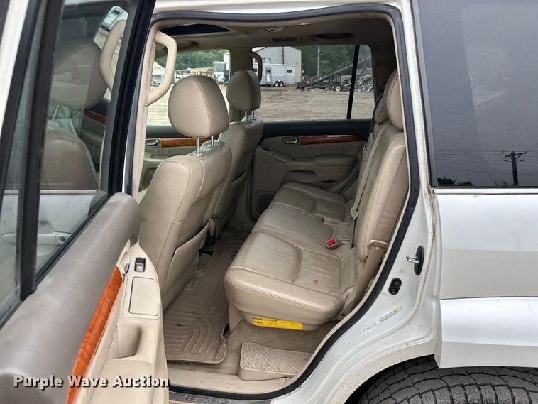 image for item NL9545 2005 Lexus GX470  SUV