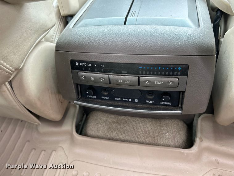 image for item NL9545 2005 Lexus GX470  SUV