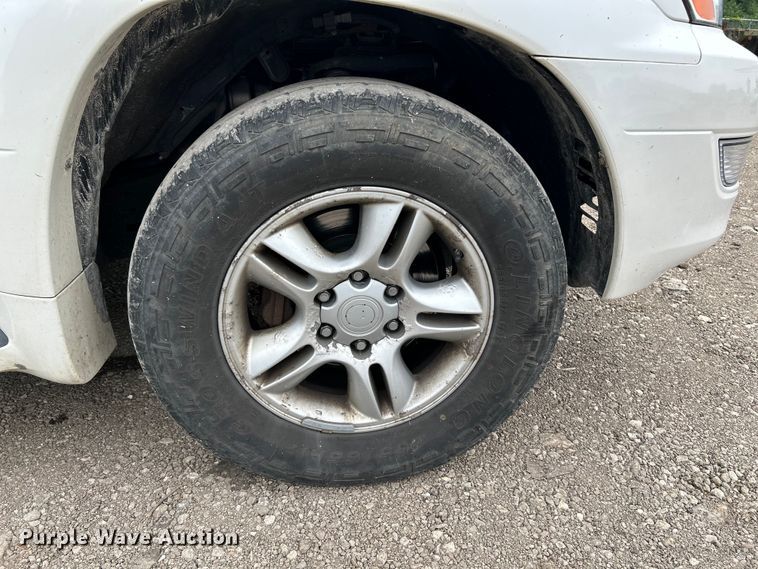 image for item NL9545 2005 Lexus GX470  SUV