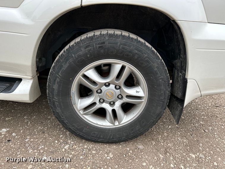 image for item NL9545 2005 Lexus GX470  SUV