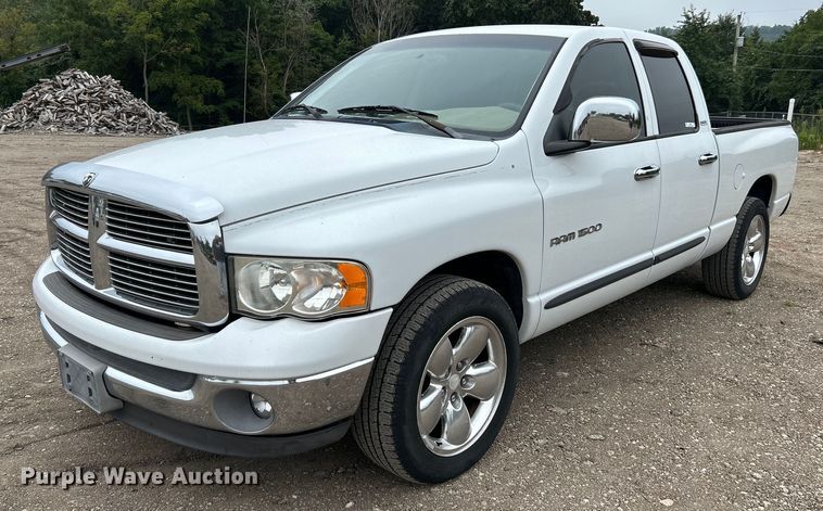 image for item NL9546 2002 Dodge Ram 1500 SLT  Quad Cab pickup truck