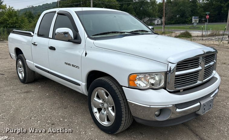 image for item NL9546 2002 Dodge Ram 1500 SLT  Quad Cab pickup truck
