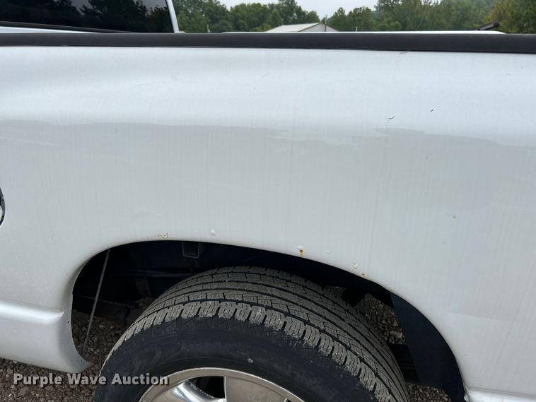 image for item NL9546 2002 Dodge Ram 1500 SLT  Quad Cab pickup truck