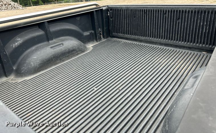 image for item NL9546 2002 Dodge Ram 1500 SLT  Quad Cab pickup truck