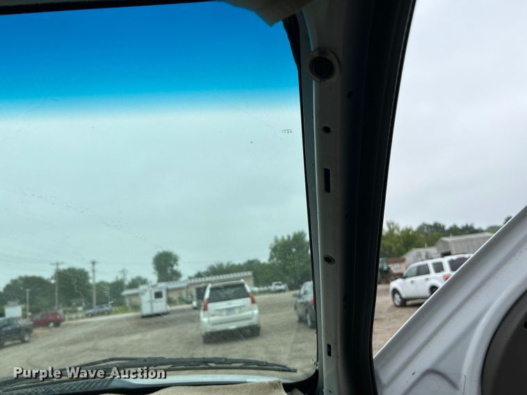 image for item NL9546 2002 Dodge Ram 1500 SLT  Quad Cab pickup truck