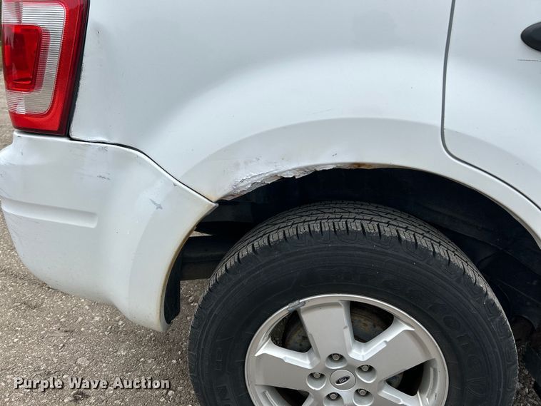 image for item NL9548 2011 Ford Escape XLT  SUV