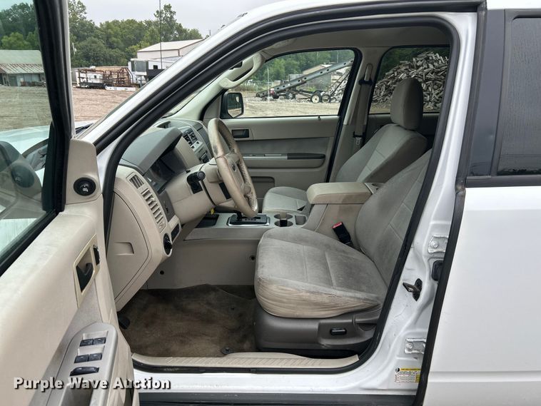 image for item NL9548 2011 Ford Escape XLT  SUV