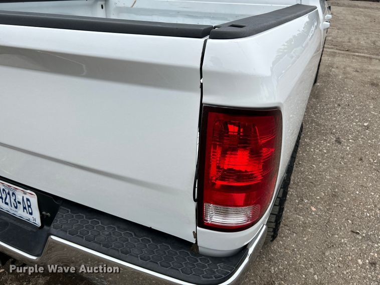 image for item NL9549 2015 Dodge Ram 1500  Crew Cab pickup truck