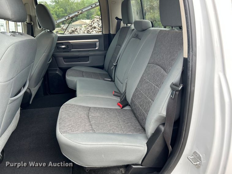 image for item NL9549 2015 Dodge Ram 1500  Crew Cab pickup truck