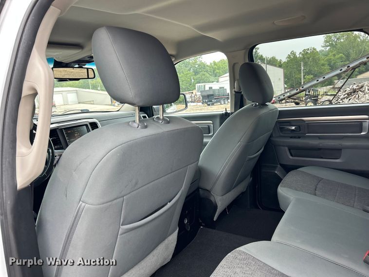 image for item NL9549 2015 Dodge Ram 1500  Crew Cab pickup truck