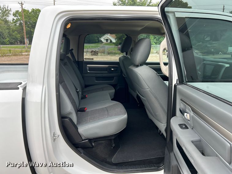 image for item NL9549 2015 Dodge Ram 1500  Crew Cab pickup truck