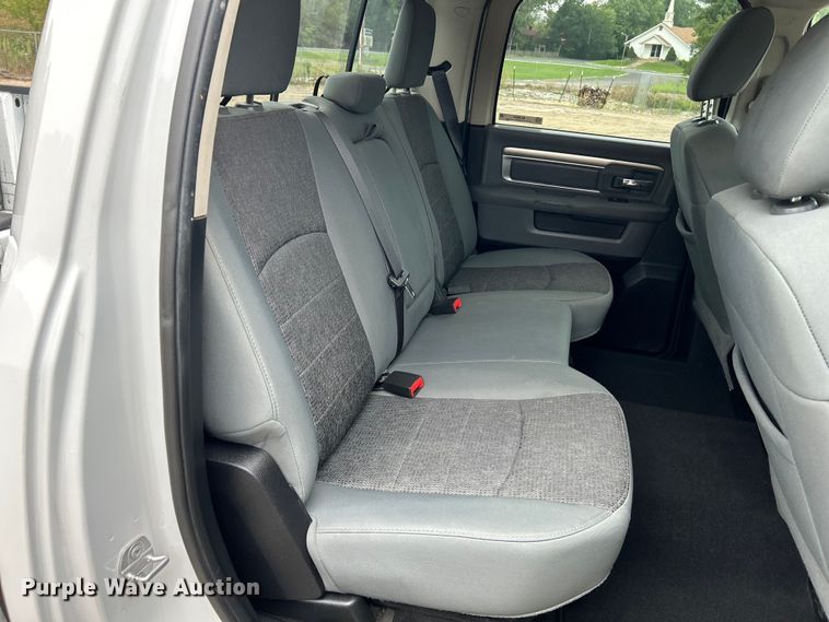 image for item NL9549 2015 Dodge Ram 1500  Crew Cab pickup truck