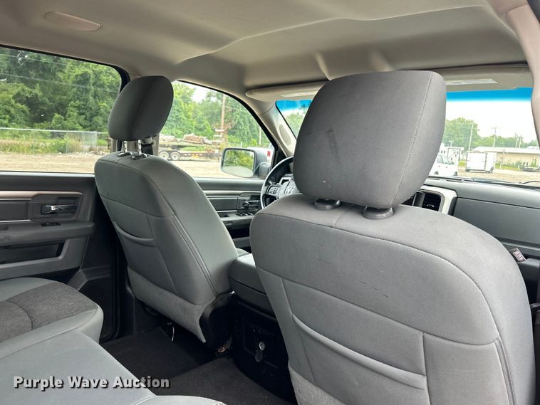 image for item NL9549 2015 Dodge Ram 1500  Crew Cab pickup truck