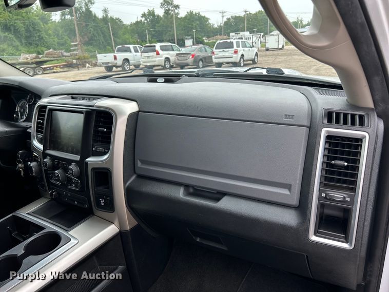 image for item NL9549 2015 Dodge Ram 1500  Crew Cab pickup truck