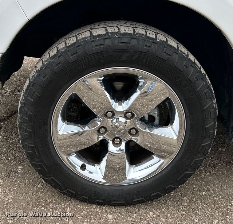 image for item NL9549 2015 Dodge Ram 1500  Crew Cab pickup truck