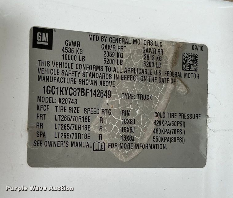 image for item NL9550 2011 Chevrolet Silverado 2500HD  Crew Cab pickup truck