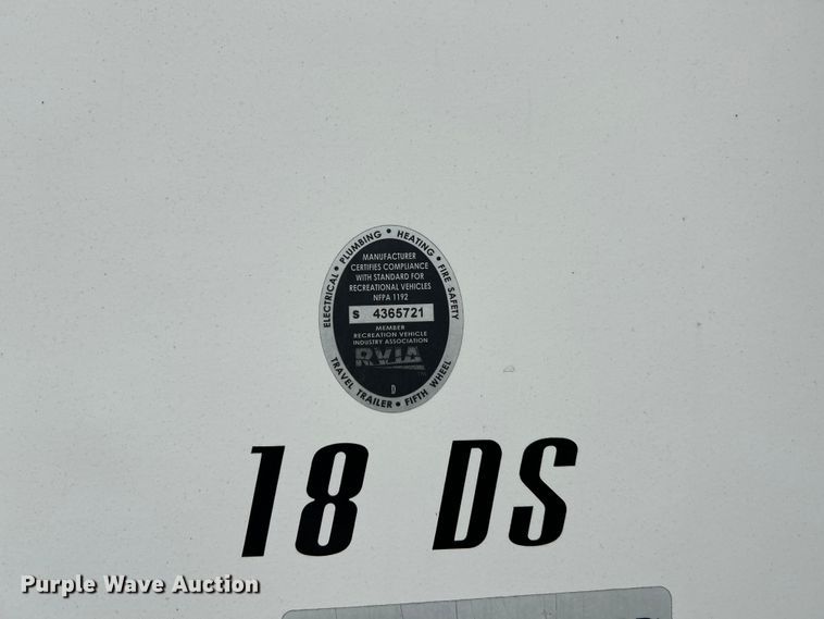 image for item NL9551 2017 Starcraft Satellite  camper