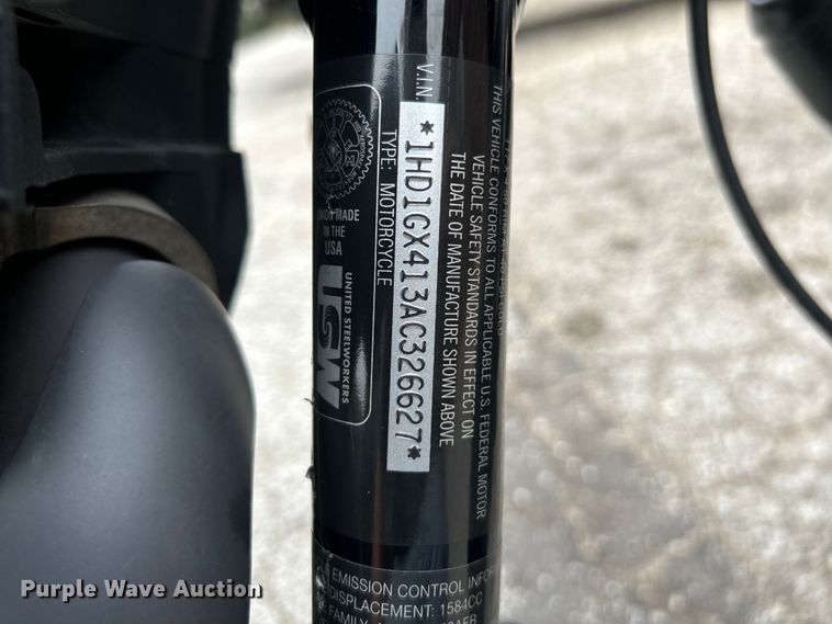 image for item NL9552 2010 Harley Davidson FXDB/Dyna Street Bob  motorcycle