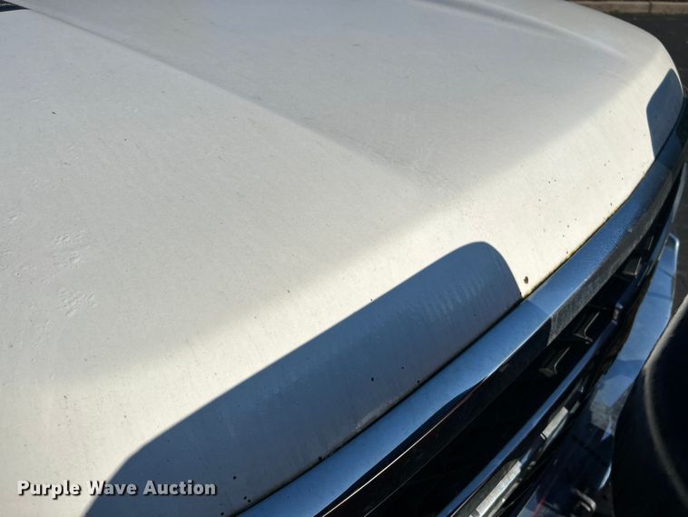 image for item NL9588 2011 Chevrolet Silverado 2500HD LT  Ext. Cab pickup truck