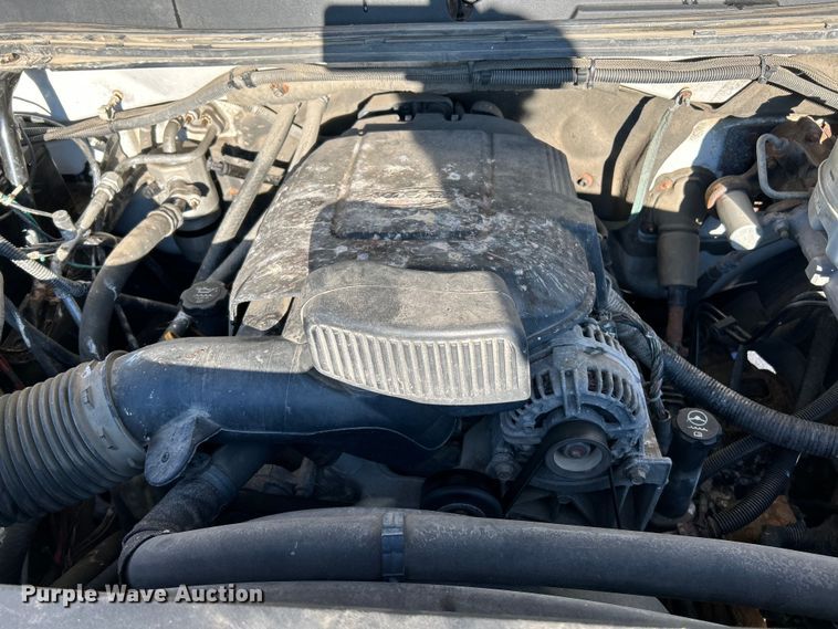 image for item NL9588 2011 Chevrolet Silverado 2500HD LT  Ext. Cab pickup truck