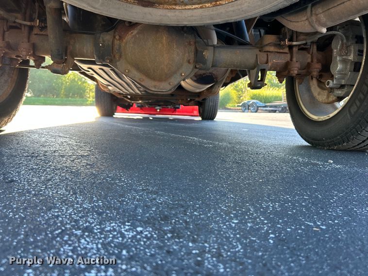 image for item NL9588 2011 Chevrolet Silverado 2500HD LT  Ext. Cab pickup truck