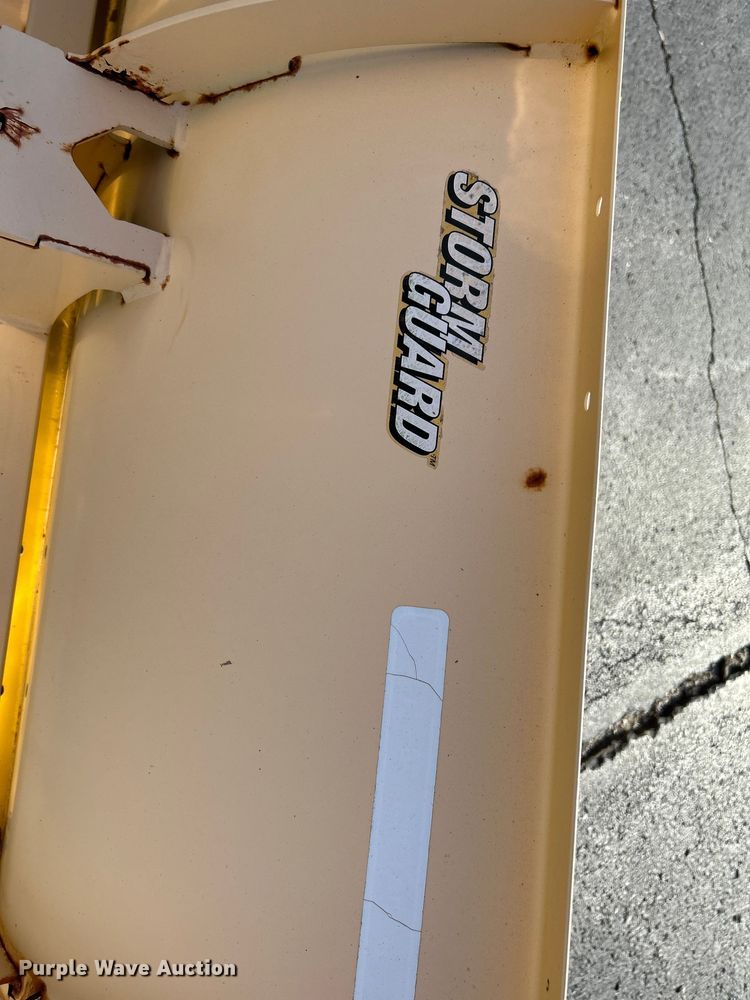 image for item NL9589 2005 Chevrolet Silverado 3500  flatbed pickup truck