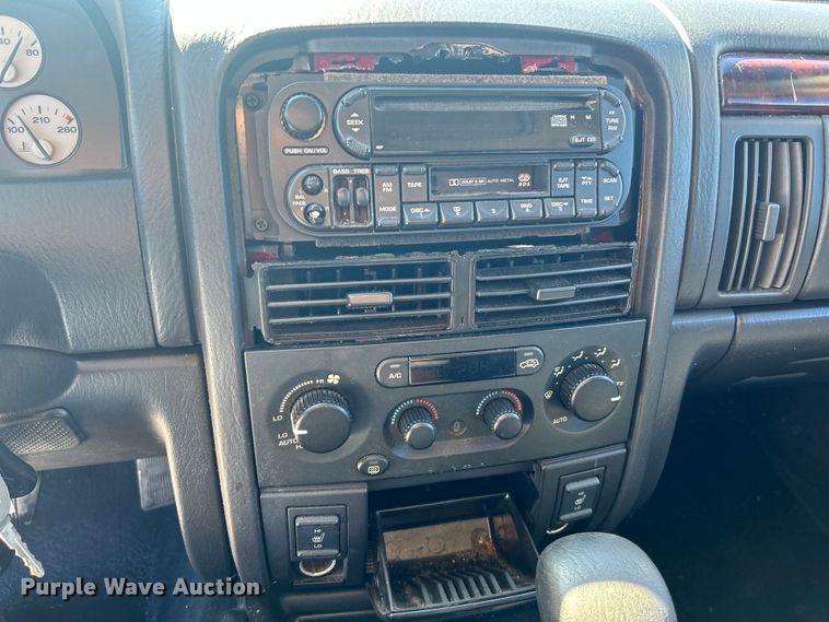 image for item NL9592 2002 Jeep Grand Cherokee Limited  SUV