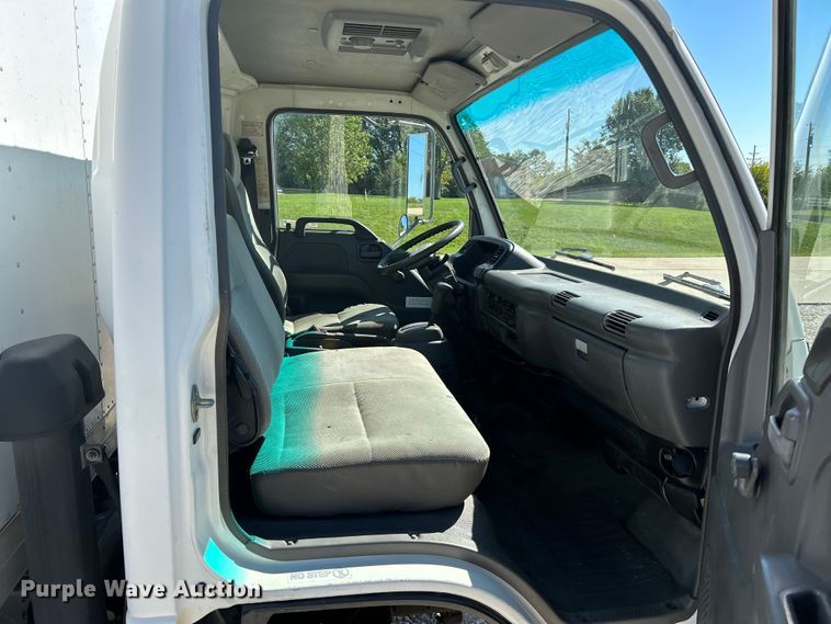 image for item NL9593 2003 Isuzu NPR HD  box truck