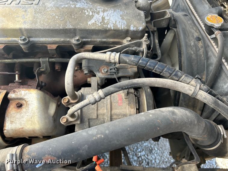 image for item NL9593 2003 Isuzu NPR HD  box truck