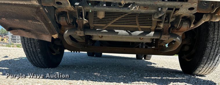 image for item NL9593 2003 Isuzu NPR HD  box truck