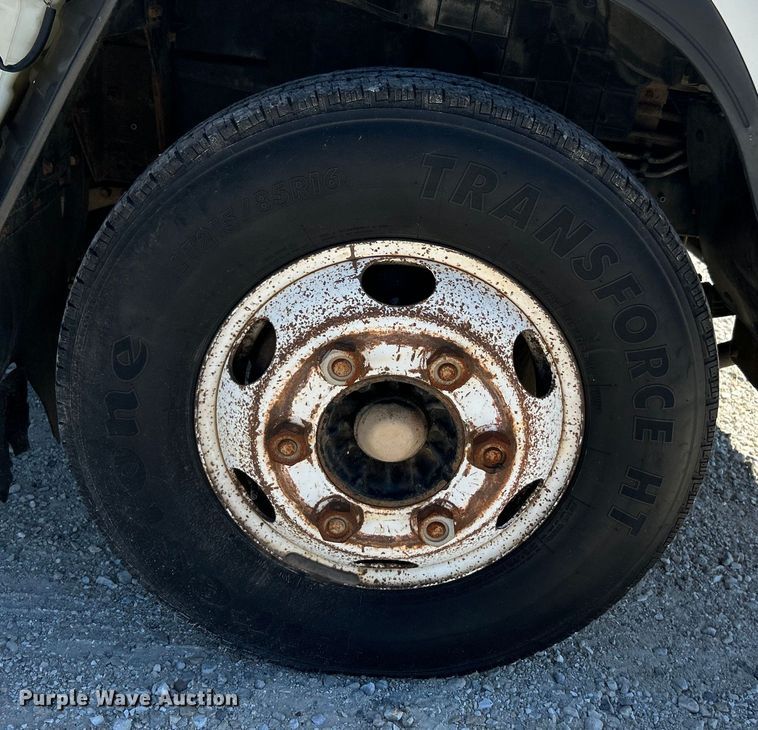 image for item NL9593 2003 Isuzu NPR HD  box truck