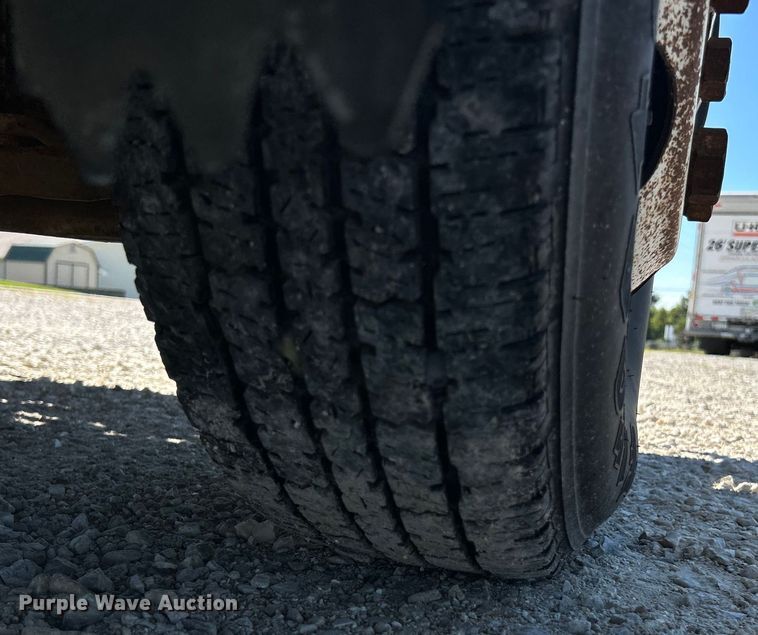 image for item NL9593 2003 Isuzu NPR HD  box truck