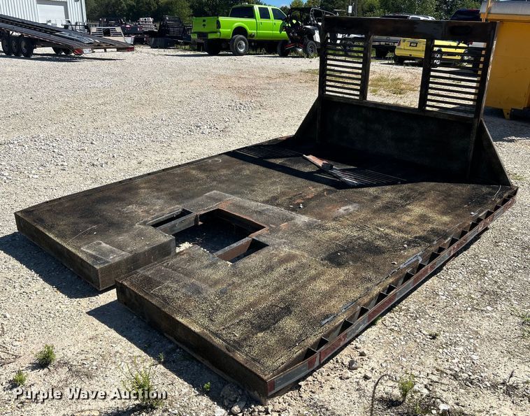 image for item NL9595 Flatbed